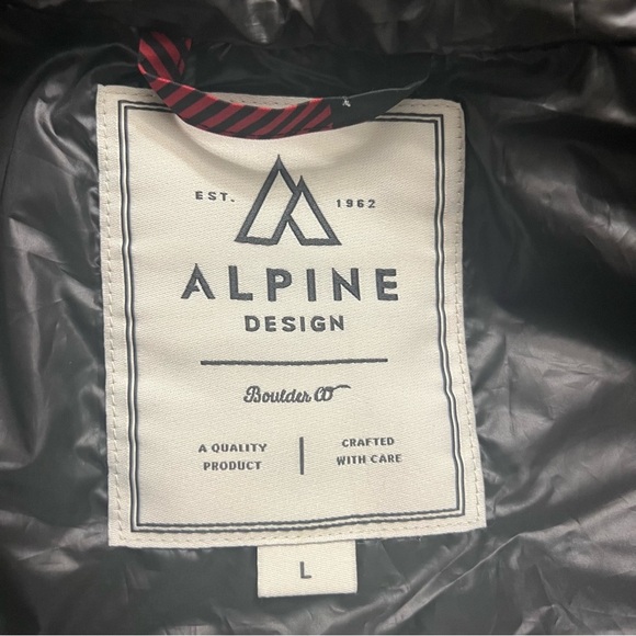 Alpine Design down vest buffalo plaid removable Hood fall winter large NWT - Picture 12 of 13